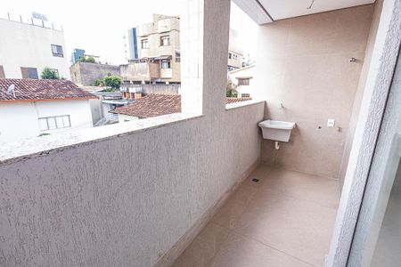 Apartamento à venda com 84m², 3 quartos e 2 vagasVaranda