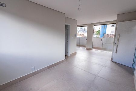 Apartamento à venda com 84m², 3 quartos e 2 vagasSala