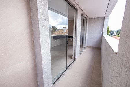 Apartamento à venda com 84m², 3 quartos e 2 vagasVaranda