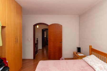Casa à venda com 231m², 3 quartos e 4 vagas Casa à venda com 231m², 3 quartos e 4 vagas Suíte