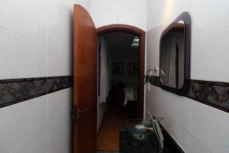 Casa à venda com 231m², 3 quartos e 4 vagas Casa à venda com 231m², 3 quartos e 4 vagasLavabo