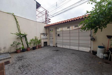 Casa à venda com 231m², 3 quartos e 4 vagas Casa à venda com 231m², 3 quartos e 4 vagasGaragem