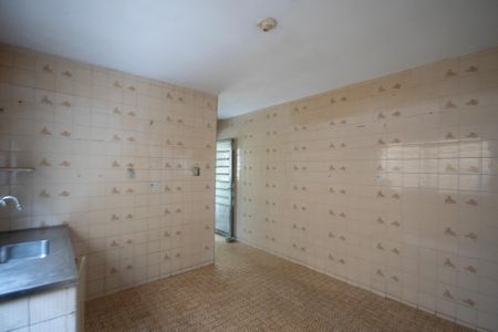 Casa à venda com 110m², 2 quartos e 1 vaga Casa à venda com 110m², 2 quartos e 1 vagaCozinha