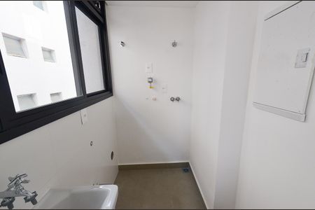 Apartamento à venda com 76m², 2 quartos e 2 vagasLavanderia
