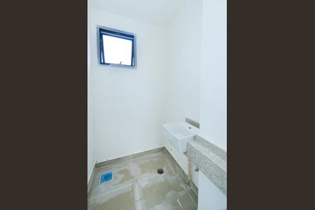 Apartamento à venda com 131m², 2 quartos e 3 vagasBanheiro de Serviço