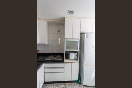 Apartamento à venda com 140m², 3 quartos e 3 vagas Apartamento à venda com 140m², 3 quartos e 3 vagasCozinha/Área de Apoio