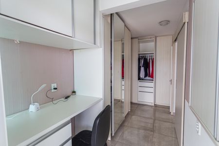 Apartamento à venda com 140m², 3 quartos e 3 vagas Apartamento à venda com 140m², 3 quartos e 3 vagasEscritório na Cobertura