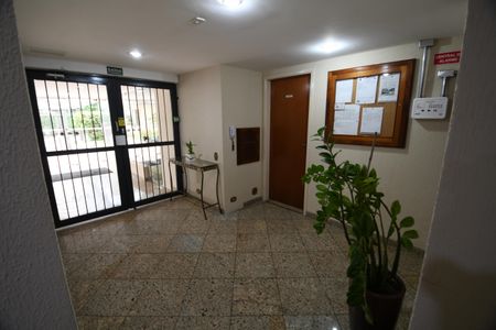 Apartamento à venda com 94m², 3 quartos e 1 vagaHall social