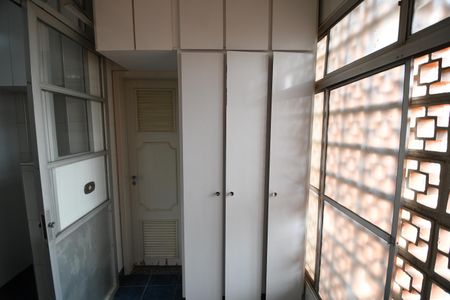 Apartamento à venda com 94m², 3 quartos e 1 vagaÁrea de Serviço