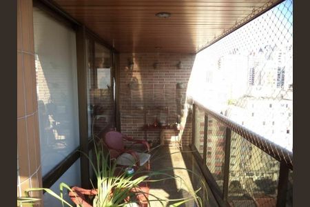 Apartamento à venda com 240m², 4 quartos e 5 vagas