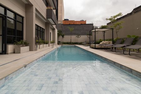 Apartamento à venda com 26m², 1 quarto e sem vagaÁrea comum - Piscina