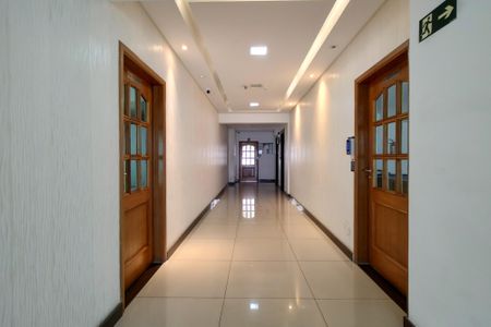 Apartamento para alugar com 119m², 2 quartos e 1 vaga Apartamento para alugar com 119m², 2 quartos e 1 vagaHall de entrada