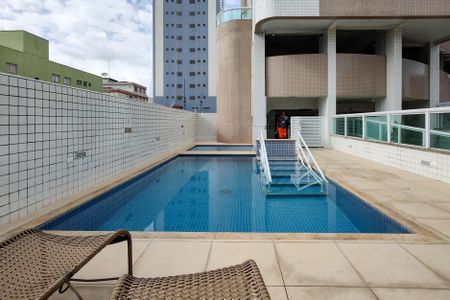 Apartamento para alugar com 119m², 2 quartos e 1 vaga Apartamento para alugar com 119m², 2 quartos e 1 vagaÁrea comum - Piscina
