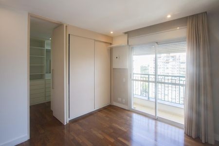 Apartamento para alugar com 179m², 3 quartos e 3 vagas Apartamento para alugar com 179m², 3 quartos e 3 vagasSuíte 2