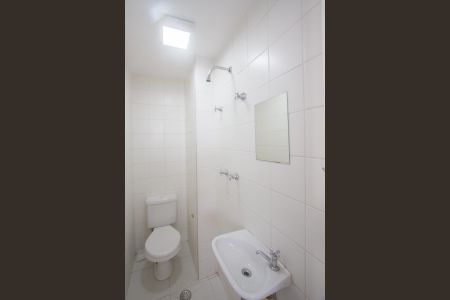 Apartamento para alugar com 179m², 3 quartos e 3 vagas Apartamento para alugar com 179m², 3 quartos e 3 vagasBanheiro de Serviço