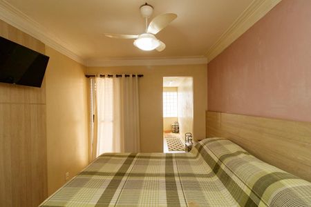 Casa à venda com 200m², 3 quartos e 2 vagas Casa à venda com 200m², 3 quartos e 2 vagasQuarto 1