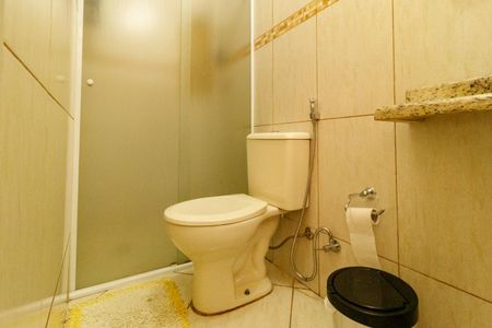 Casa à venda com 200m², 3 quartos e 2 vagas Casa à venda com 200m², 3 quartos e 2 vagasBanheiro 2