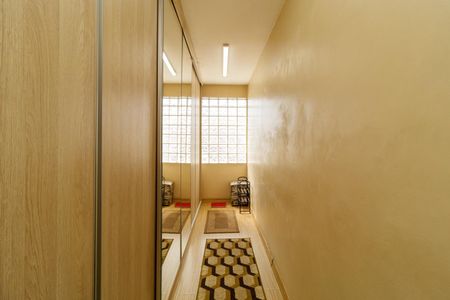 Casa à venda com 200m², 3 quartos e 2 vagas Casa à venda com 200m², 3 quartos e 2 vagasQuarto 1