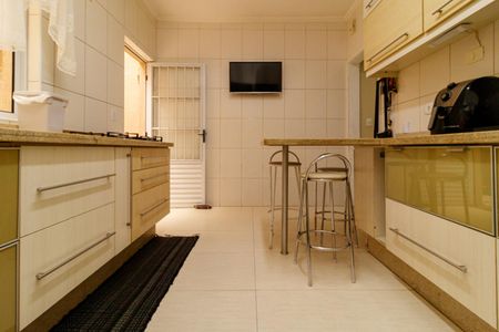 Casa à venda com 200m², 3 quartos e 2 vagas Casa à venda com 200m², 3 quartos e 2 vagasCozinha