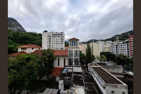 Apartamento à venda com 98m², 3 quartos e sem vaga Apartamento à venda com 98m², 3 quartos e sem vagaVista quarto 1