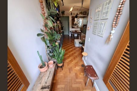 Apartamento à venda com 98m², 3 quartos e sem vaga Apartamento à venda com 98m², 3 quartos e sem vagaSala