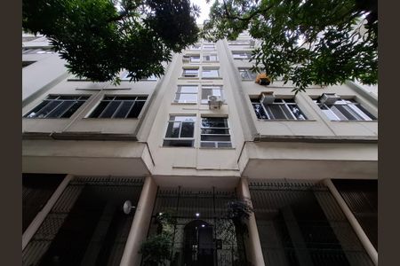 Apartamento à venda com 98m², 3 quartos e sem vaga Apartamento à venda com 98m², 3 quartos e sem vagaFachada
