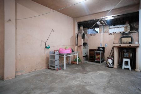 Casa à venda com 330m², 4 quartos e 6 vagasGaragem