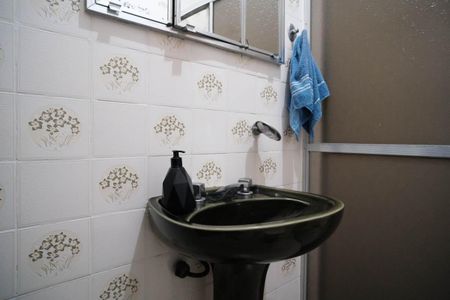 Casa à venda com 330m², 4 quartos e 6 vagasBanheiro