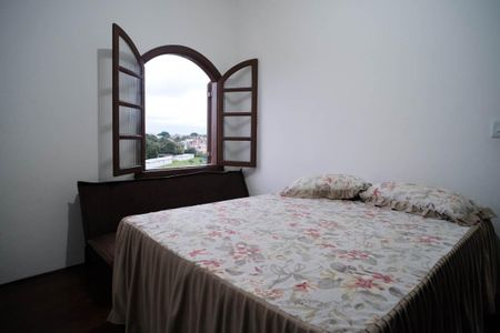 Casa à venda com 330m², 4 quartos e 6 vagasQuarto 1 