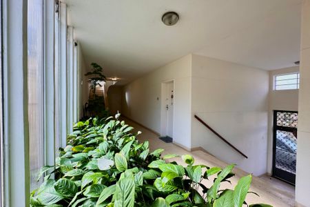 Apartamento à venda com 77m², 2 quartos e sem vaga Apartamento à venda com 77m², 2 quartos e sem vagaPortaria