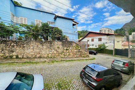 Apartamento à venda com 77m², 2 quartos e sem vaga Apartamento à venda com 77m², 2 quartos e sem vagaVista