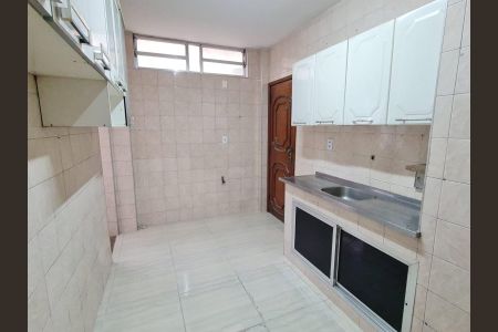 Apartamento à venda com 77m², 2 quartos e 1 vaga Apartamento à venda com 77m², 2 quartos e 1 vagaCozinha
