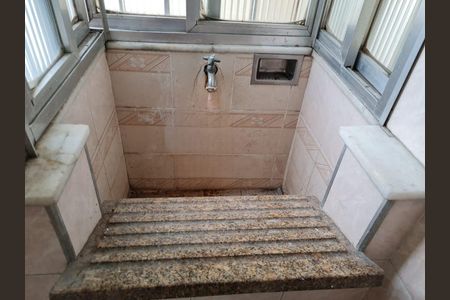 Apartamento à venda com 77m², 2 quartos e 1 vaga Apartamento à venda com 77m², 2 quartos e 1 vagaÁrea de Serviço