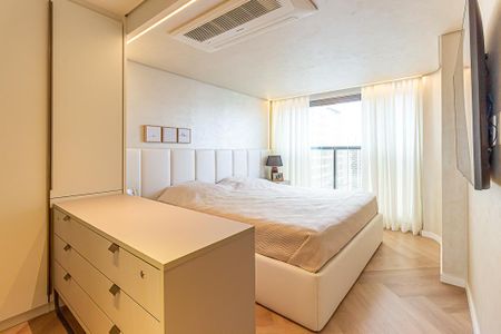 Apartamento à venda com 157m², 3 quartos e 2 vagas Apartamento à venda com 157m², 3 quartos e 2 vagasSuíte 1