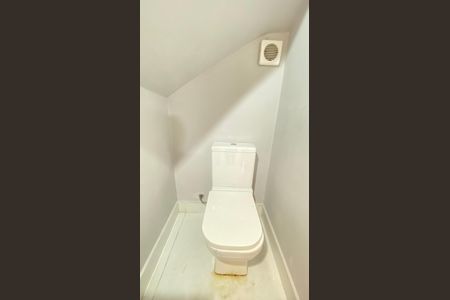 Casa para alugar com 134m², 4 quartos e 2 vagas Casa para alugar com 134m², 4 quartos e 2 vagasLavabo