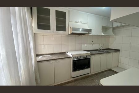 Casa para alugar com 134m², 4 quartos e 2 vagas Casa para alugar com 134m², 4 quartos e 2 vagasCozinha