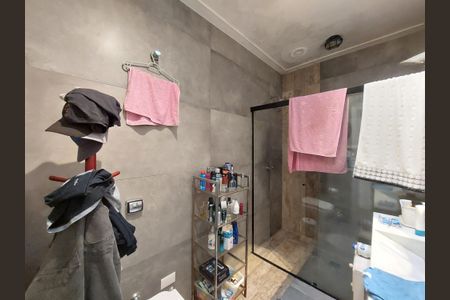 Casa à venda com 180m², 3 quartos e 3 vagas Casa à venda com 180m², 3 quartos e 3 vagasBanheiro 2