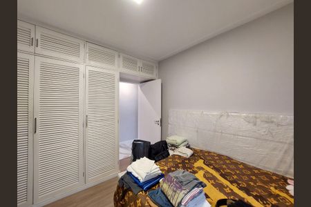 Casa à venda com 180m², 3 quartos e 3 vagas Casa à venda com 180m², 3 quartos e 3 vagasQuarto 2