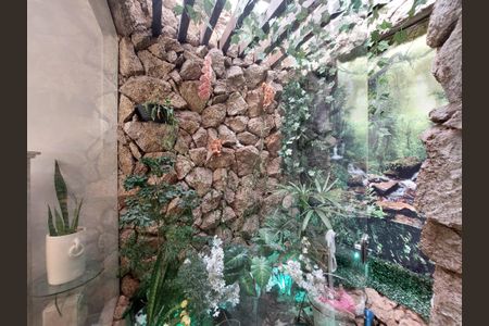 Casa à venda com 180m², 3 quartos e 3 vagas Casa à venda com 180m², 3 quartos e 3 vagasJardim de inverno - Sala de Jantar