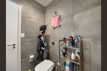 Casa à venda com 180m², 3 quartos e 3 vagas Casa à venda com 180m², 3 quartos e 3 vagasBanheiro 2