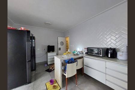 Casa à venda com 180m², 3 quartos e 3 vagas Casa à venda com 180m², 3 quartos e 3 vagasCozinha