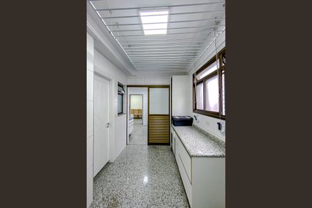 Apartamento para alugar com 170m², 4 quartos e 3 vagasÁrea de Serviço