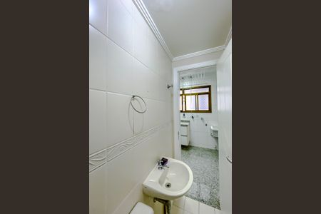 Apartamento para alugar com 170m², 4 quartos e 3 vagasBanheiro de serviço