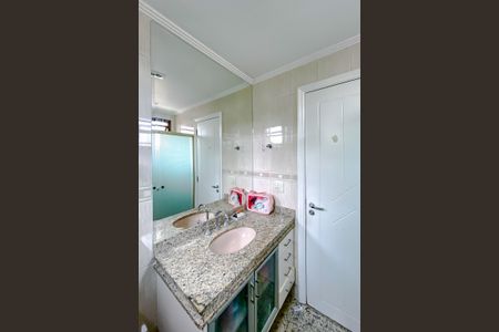 Apartamento para alugar com 170m², 4 quartos e 3 vagasBanheiro da Suíte 1