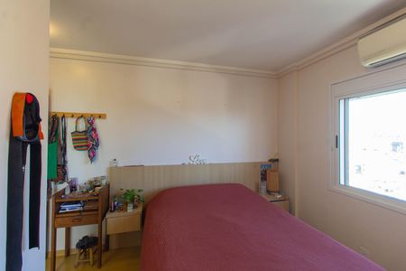 Apartamento à venda com 94m², 3 quartos e 2 vagas Apartamento à venda com 94m², 3 quartos e 2 vagasSuíte