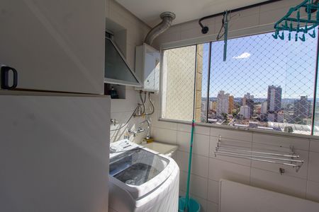 Apartamento à venda com 94m², 3 quartos e 2 vagas Apartamento à venda com 94m², 3 quartos e 2 vagasÁrea de Serviço