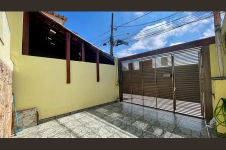 Casa à venda com 181m², 3 quartos e 2 vagas Casa à venda com 181m², 3 quartos e 2 vagasGaragem