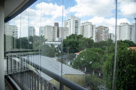 Apartamento à venda com 110m², 3 quartos e 3 vagas Apartamento à venda com 110m², 3 quartos e 3 vagasVista