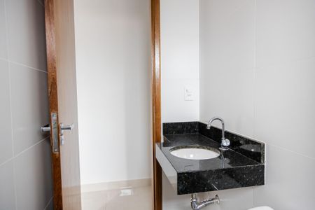 Apartamento à venda com 92m², 2 quartos e 2 vagas Apartamento à venda com 92m², 2 quartos e 2 vagasBanheiro