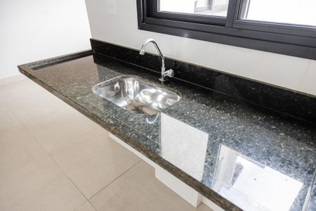 Apartamento à venda com 92m², 2 quartos e 2 vagas Apartamento à venda com 92m², 2 quartos e 2 vagasPia